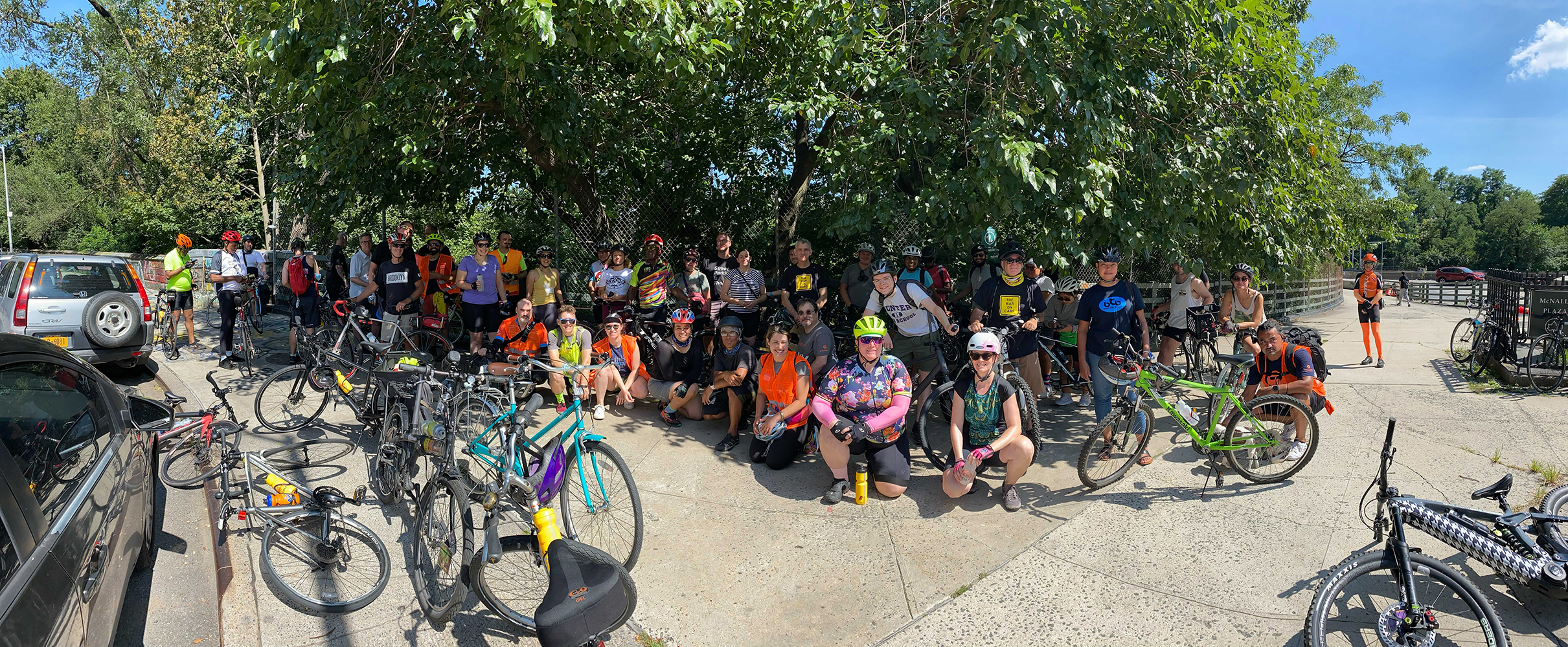 Panorama of activists at the ride